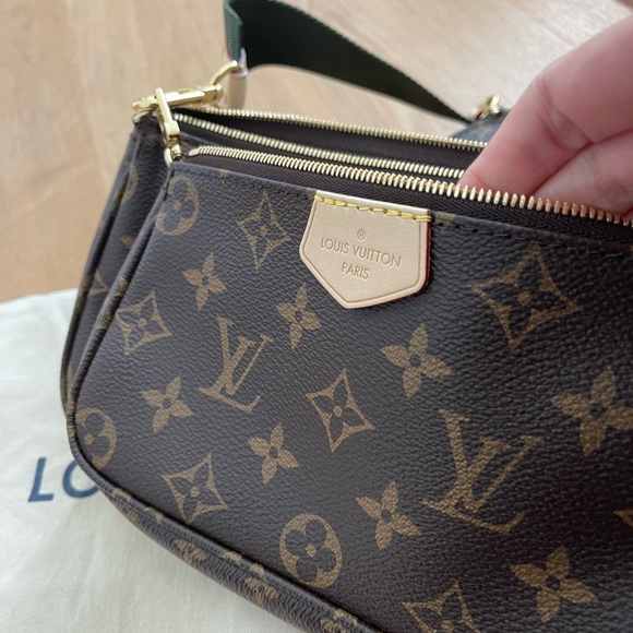 SOLD. Louis Vuitton - Multi Pochette khaki - Picture 4 of 8